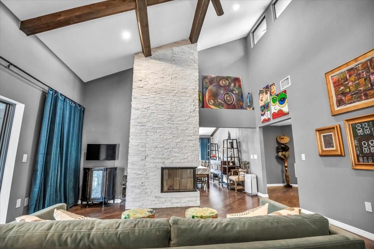 Image 24 of 58 For 1809 Buccaneer Terrace