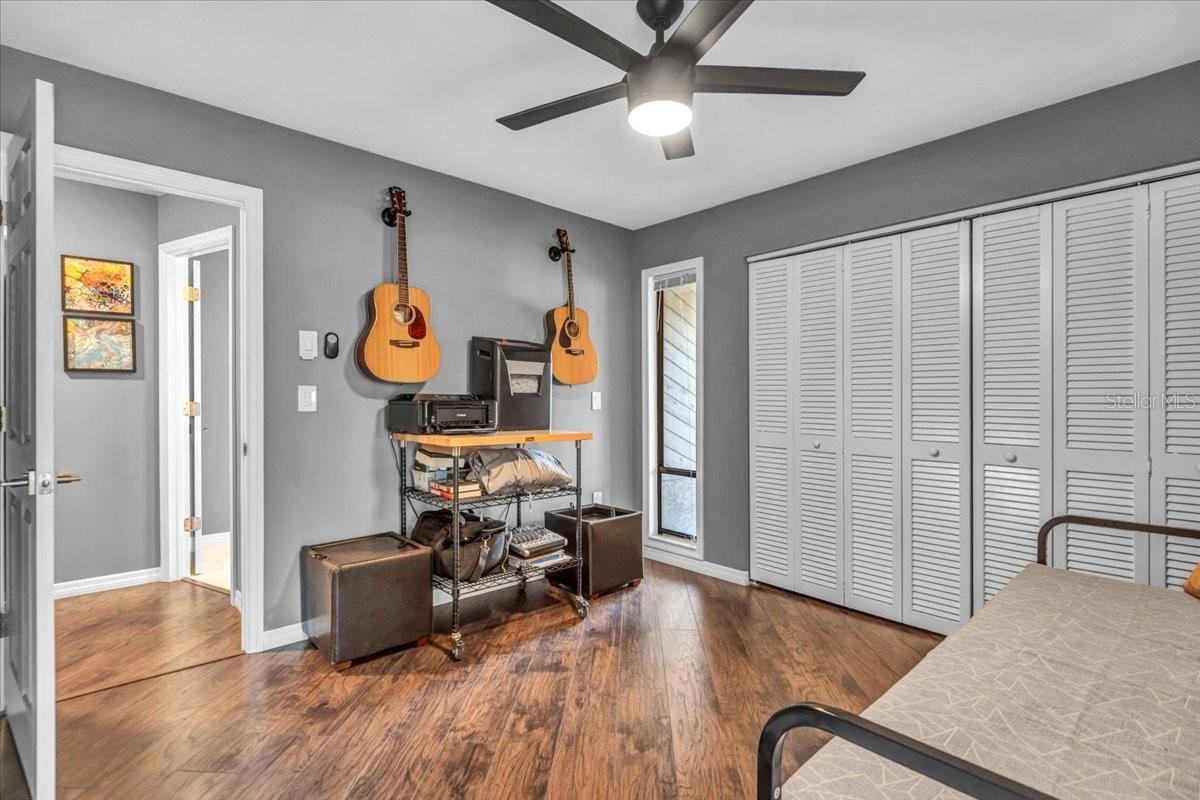 Image 37 of 58 For 1809 Buccaneer Terrace