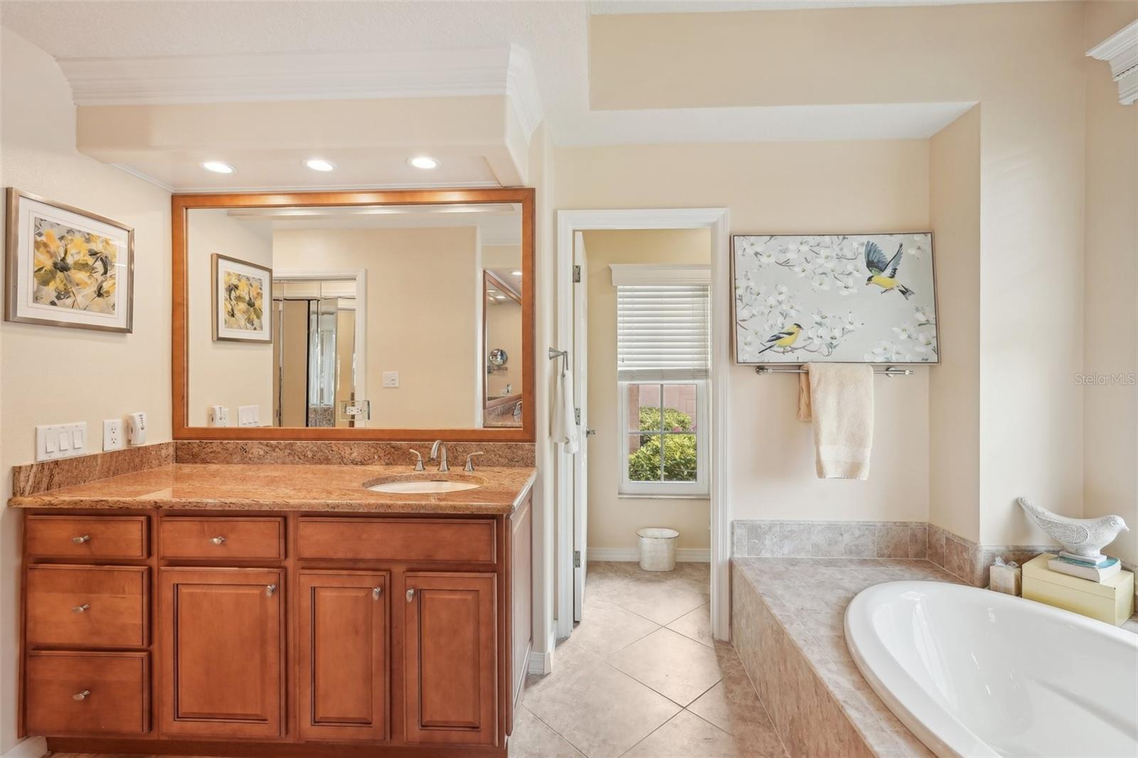 Image 25 of 80 For 431 Fieldstone Drive