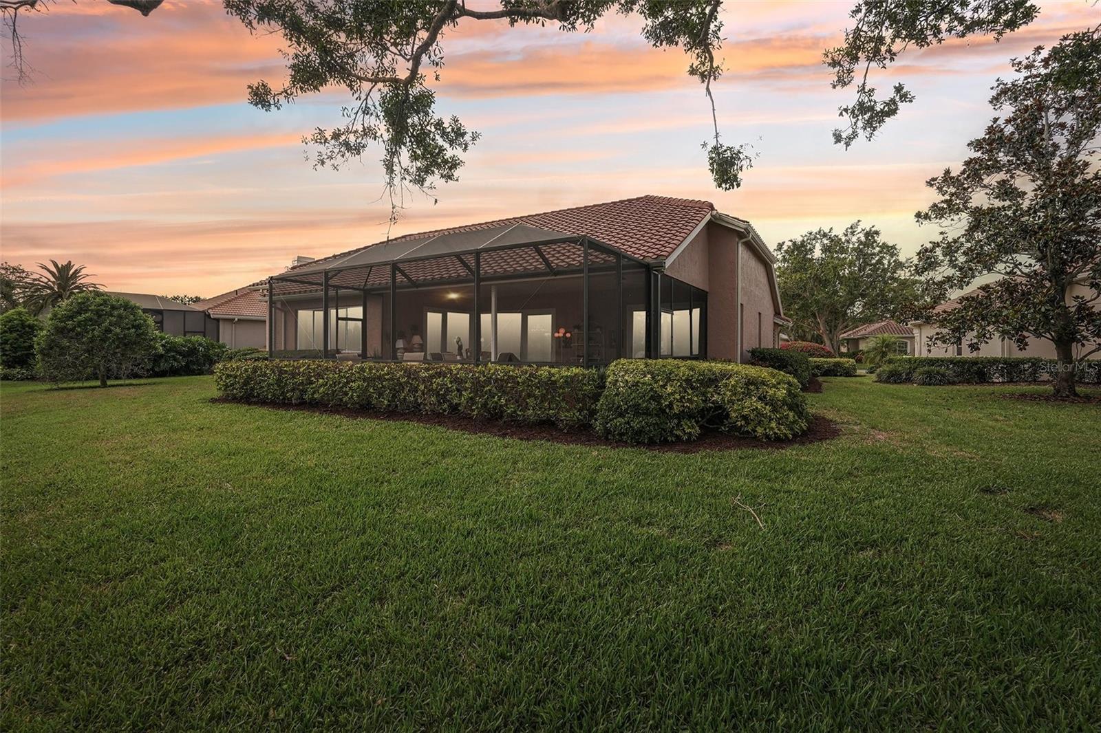 Image 7 of 80 For 431 Fieldstone Drive