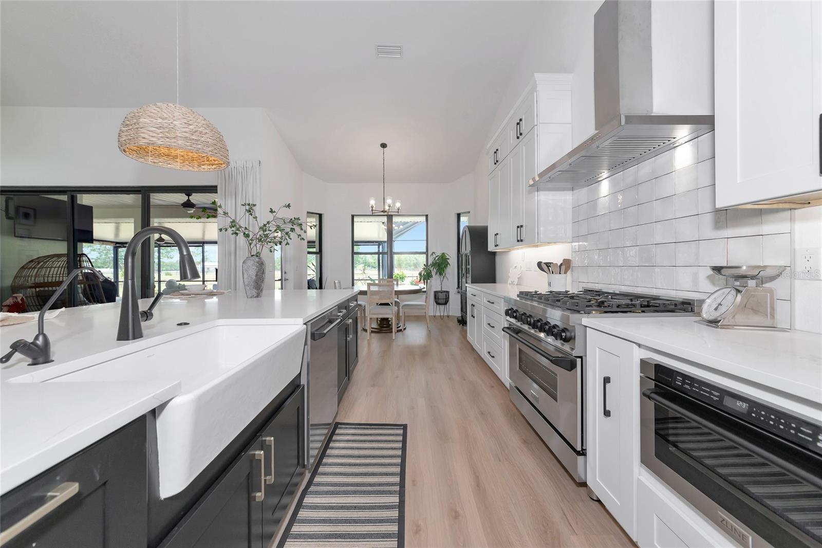 Image 17 of 91 For 22803 67th Avenue E