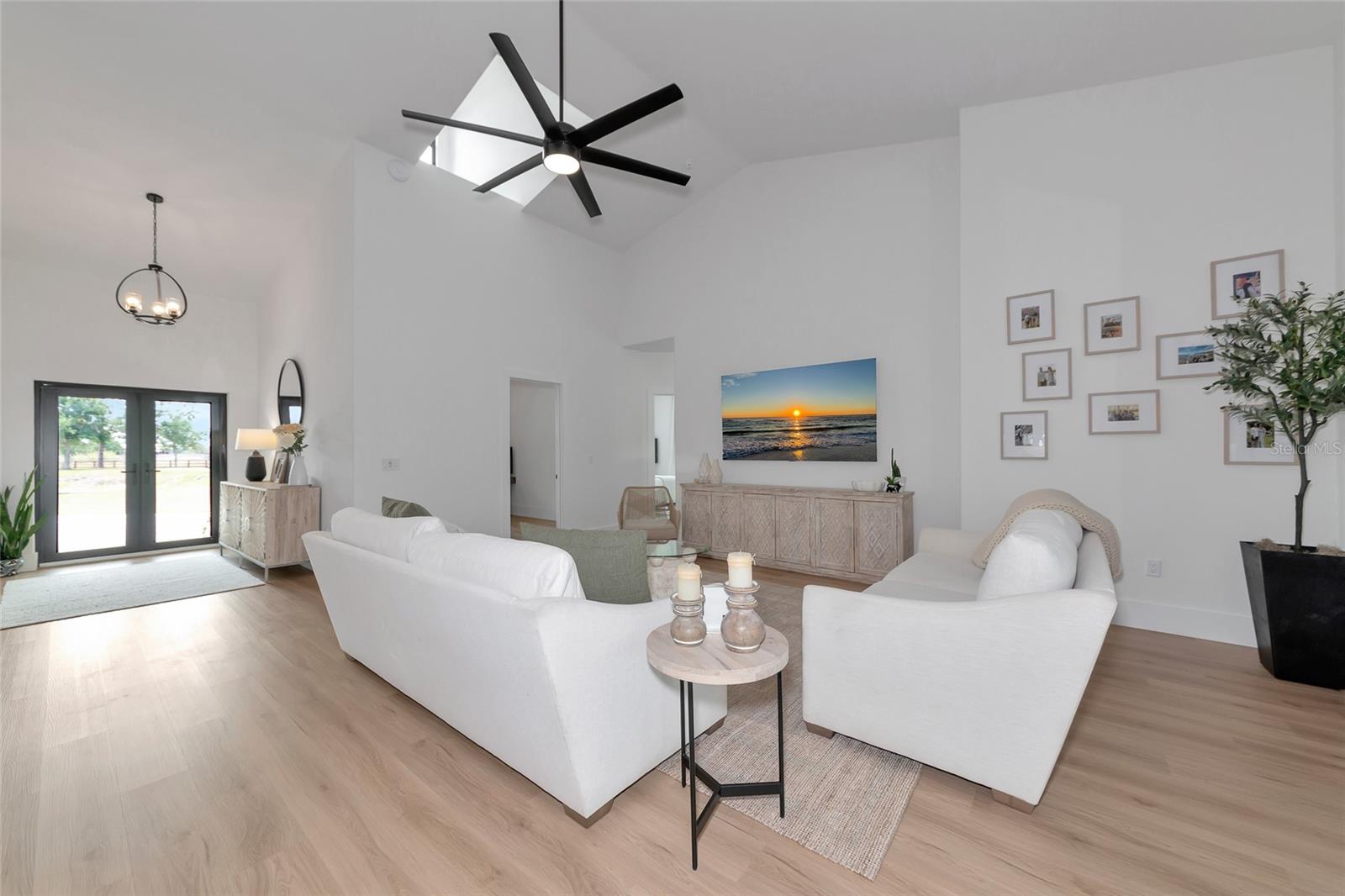 Image 21 of 91 For 22803 67th Avenue E