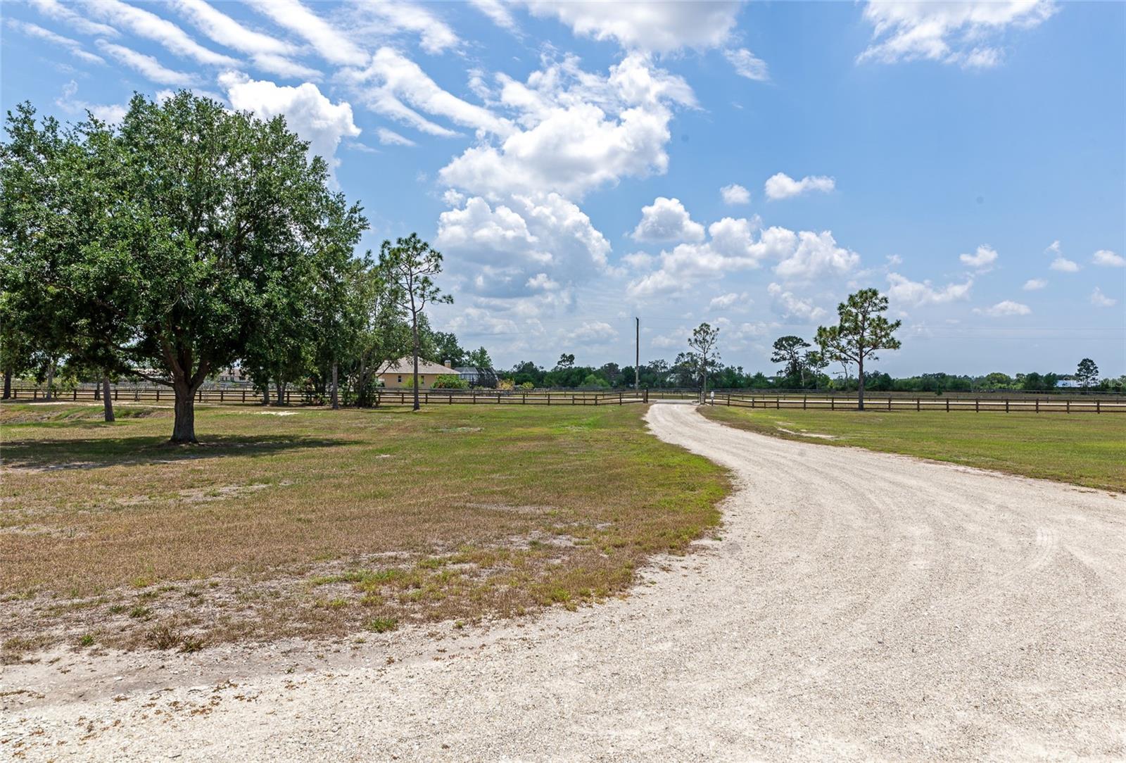Image 68 of 91 For 22803 67th Avenue E