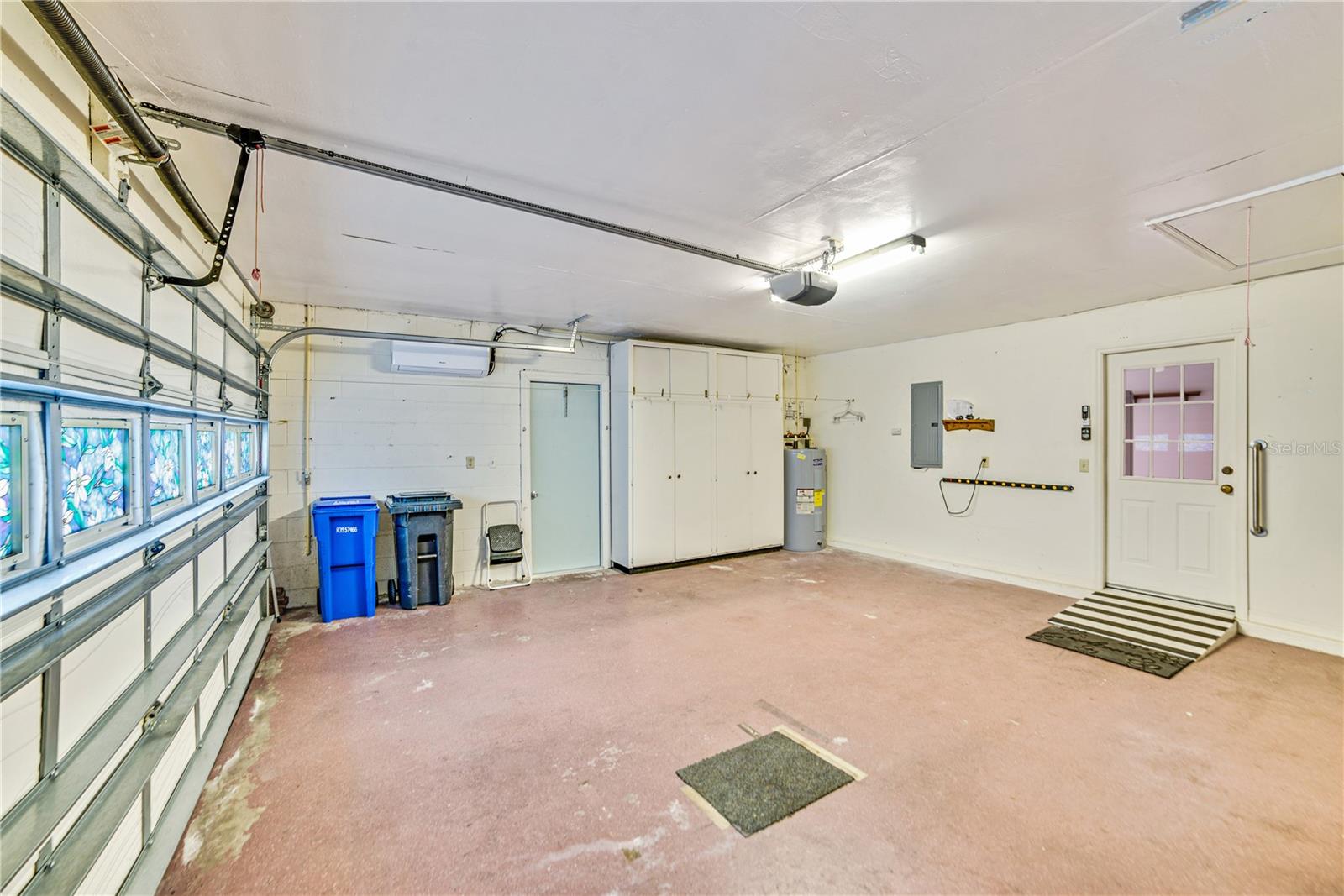 Image 41 of 53 For 2607 Lancaster Drive 35