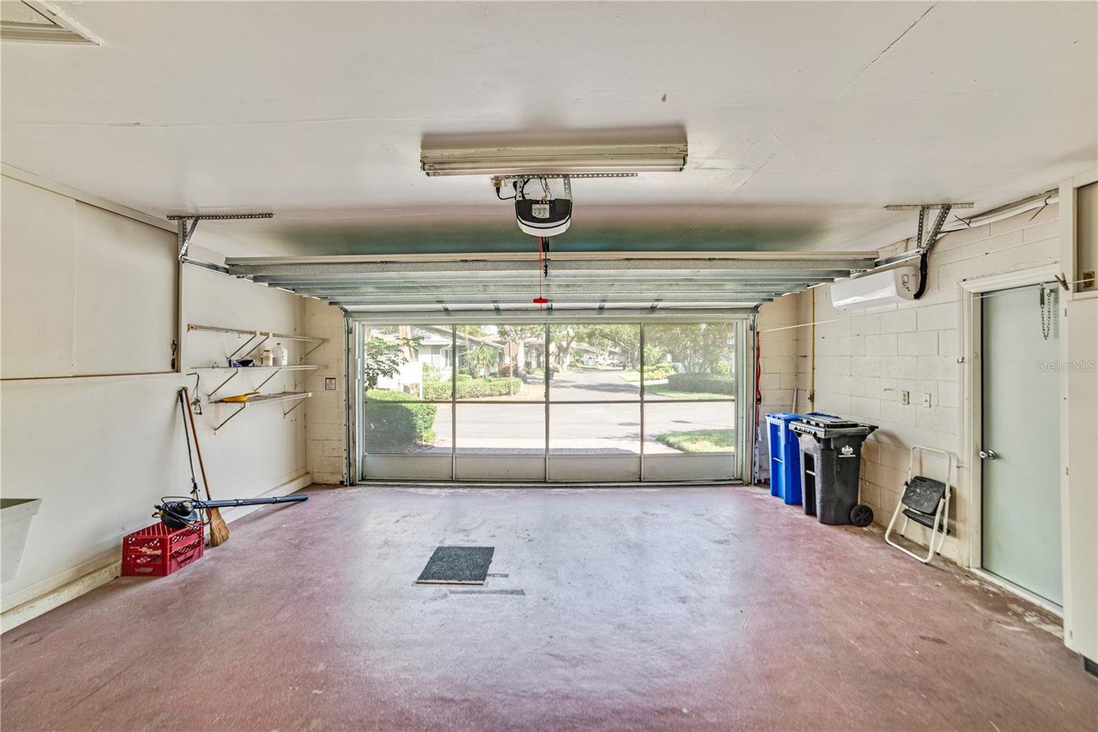 Image 42 of 53 For 2607 Lancaster Drive 35