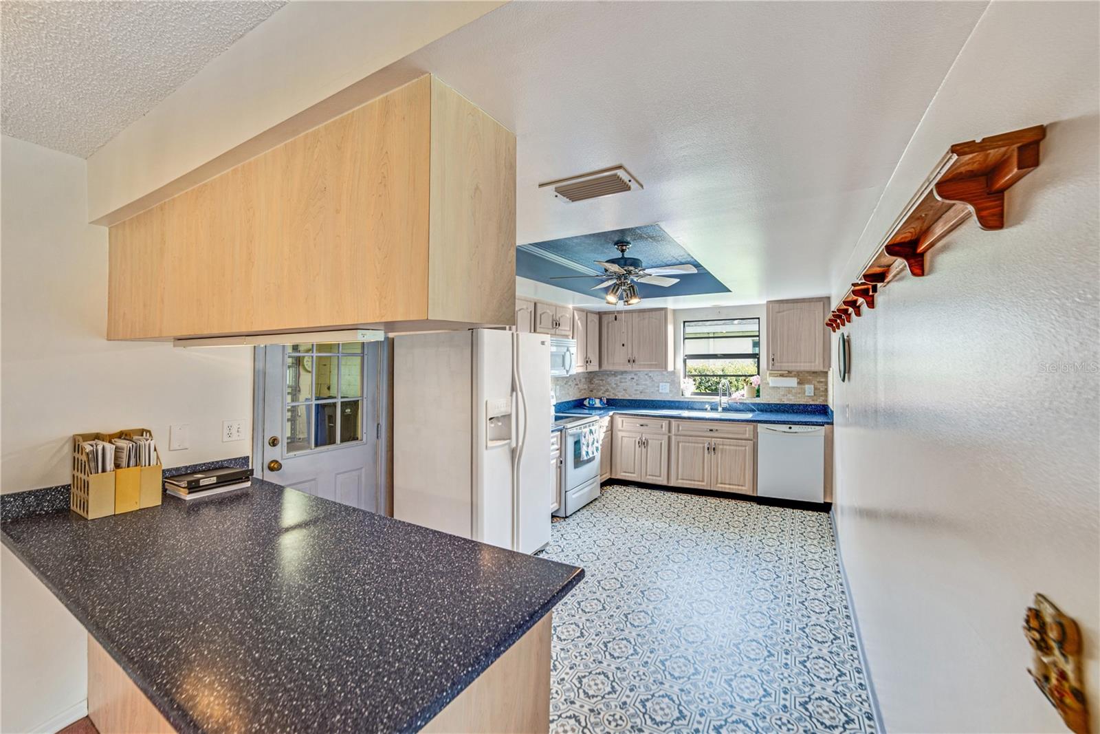 Image 8 of 53 For 2607 Lancaster Drive 35