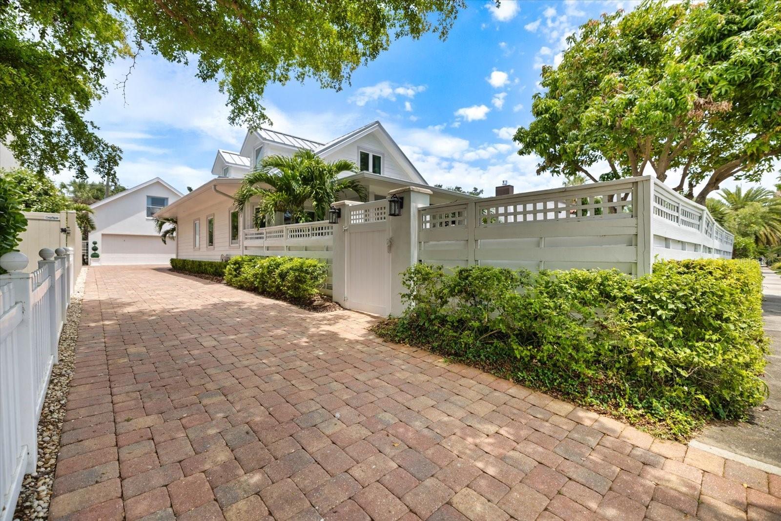 Image 7 of 52 For 1841 Datura Street