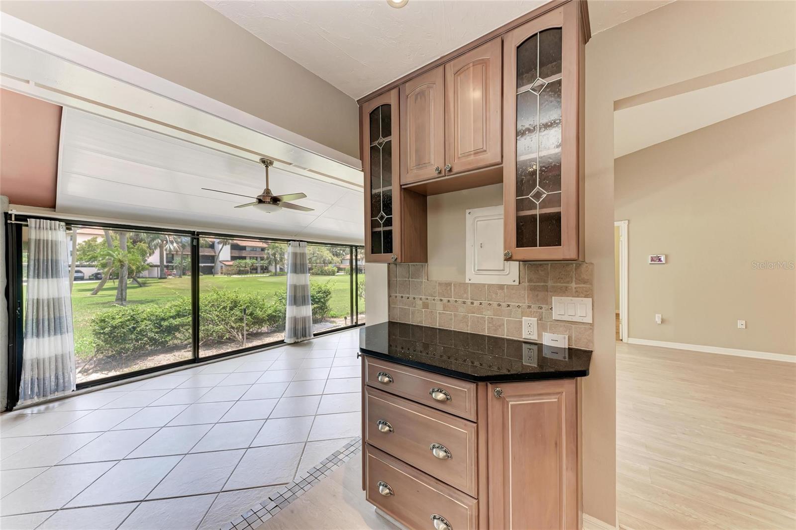 Image 27 of 59 For 4644 Red Maple Road 1303