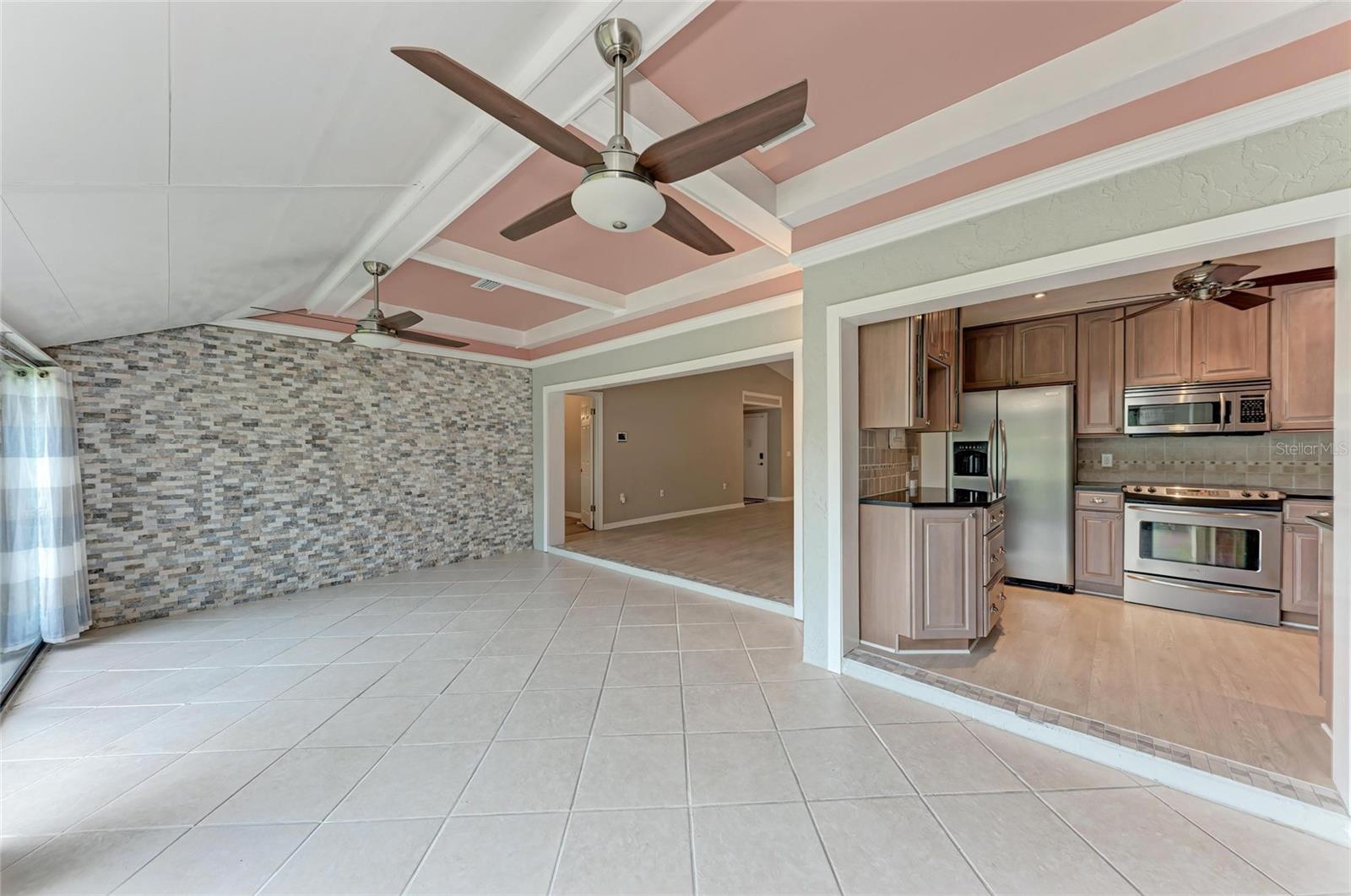 Image 32 of 59 For 4644 Red Maple Road 1303