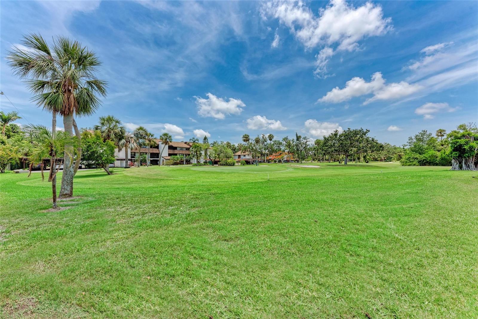 Image 42 of 59 For 4644 Red Maple Road 1303