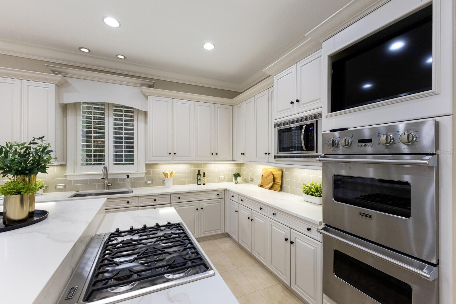 Image 13 of 80 For 6919 Westchester Circle