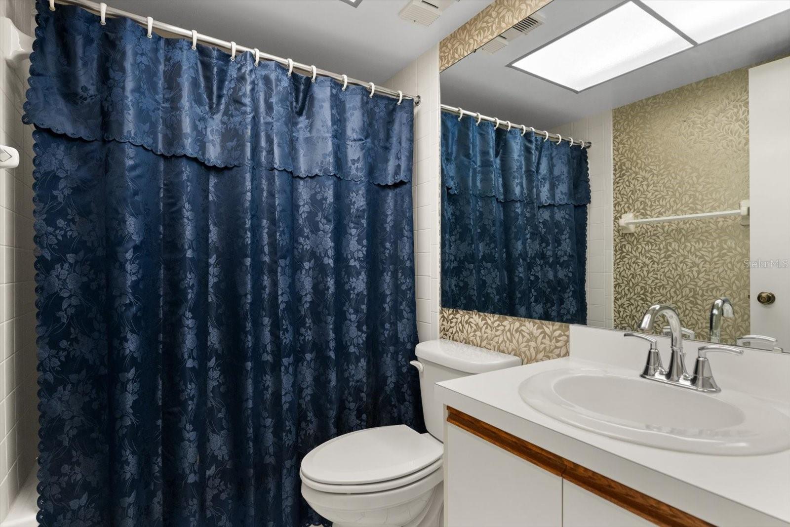 Image 15 of 20 For 515 30th Avenue W H212