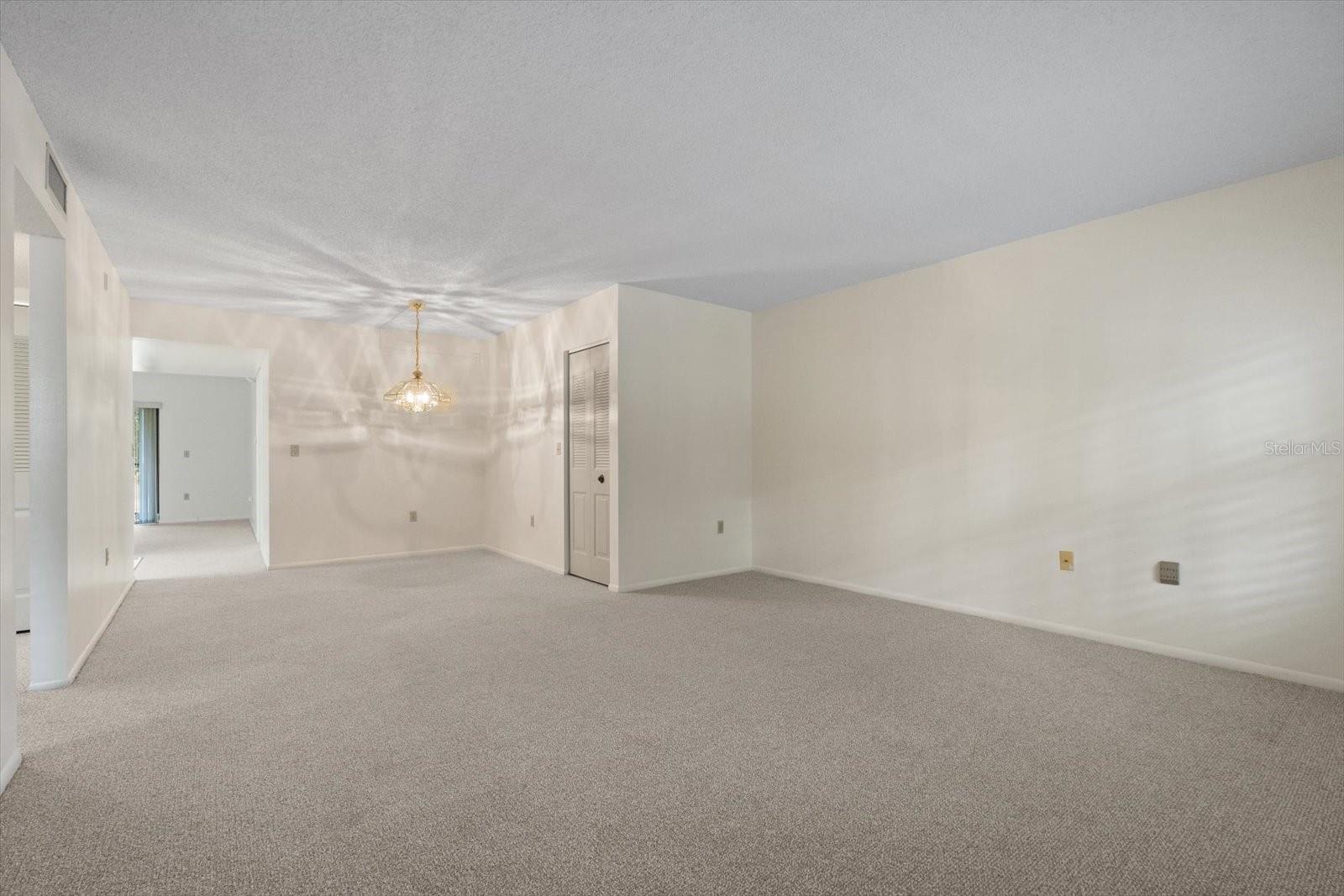 Image 7 of 20 For 515 30th Avenue W H212