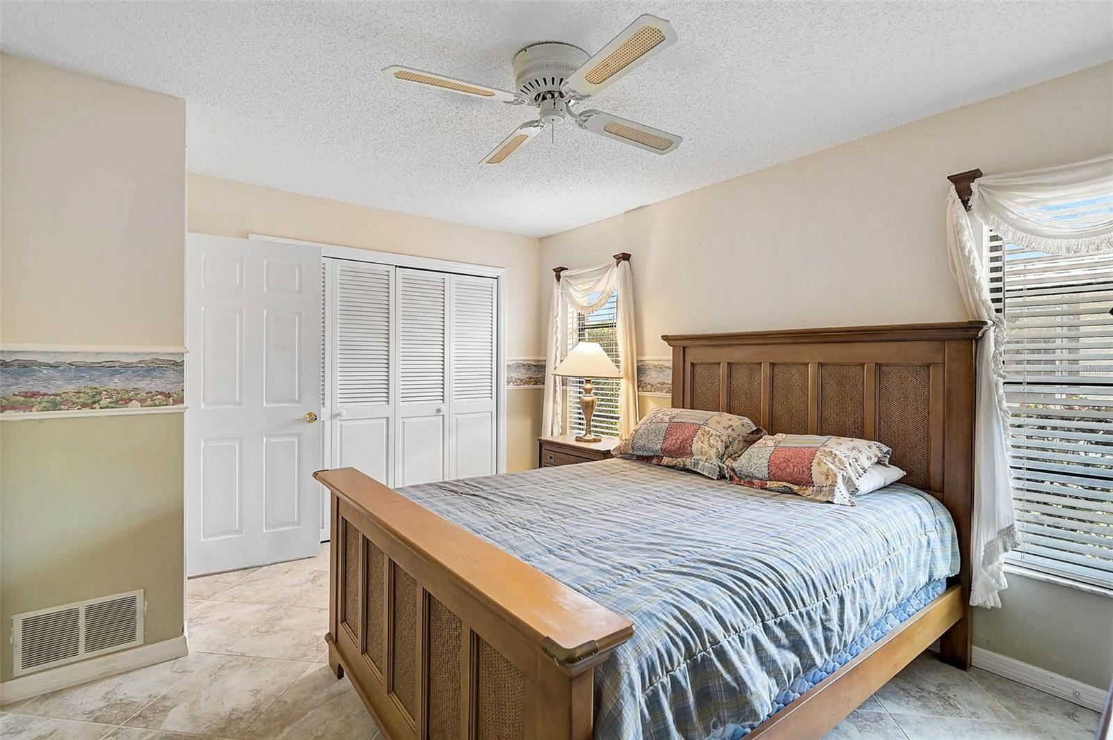 Image 19 of 52 For 1227 Waterside Lane