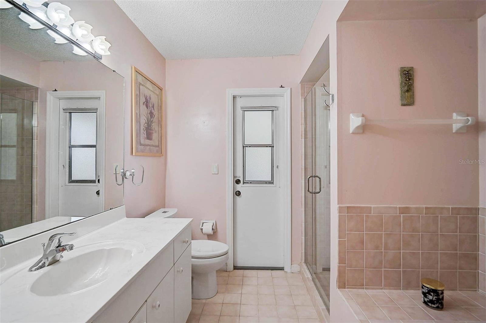Image 20 of 52 For 1227 Waterside Lane