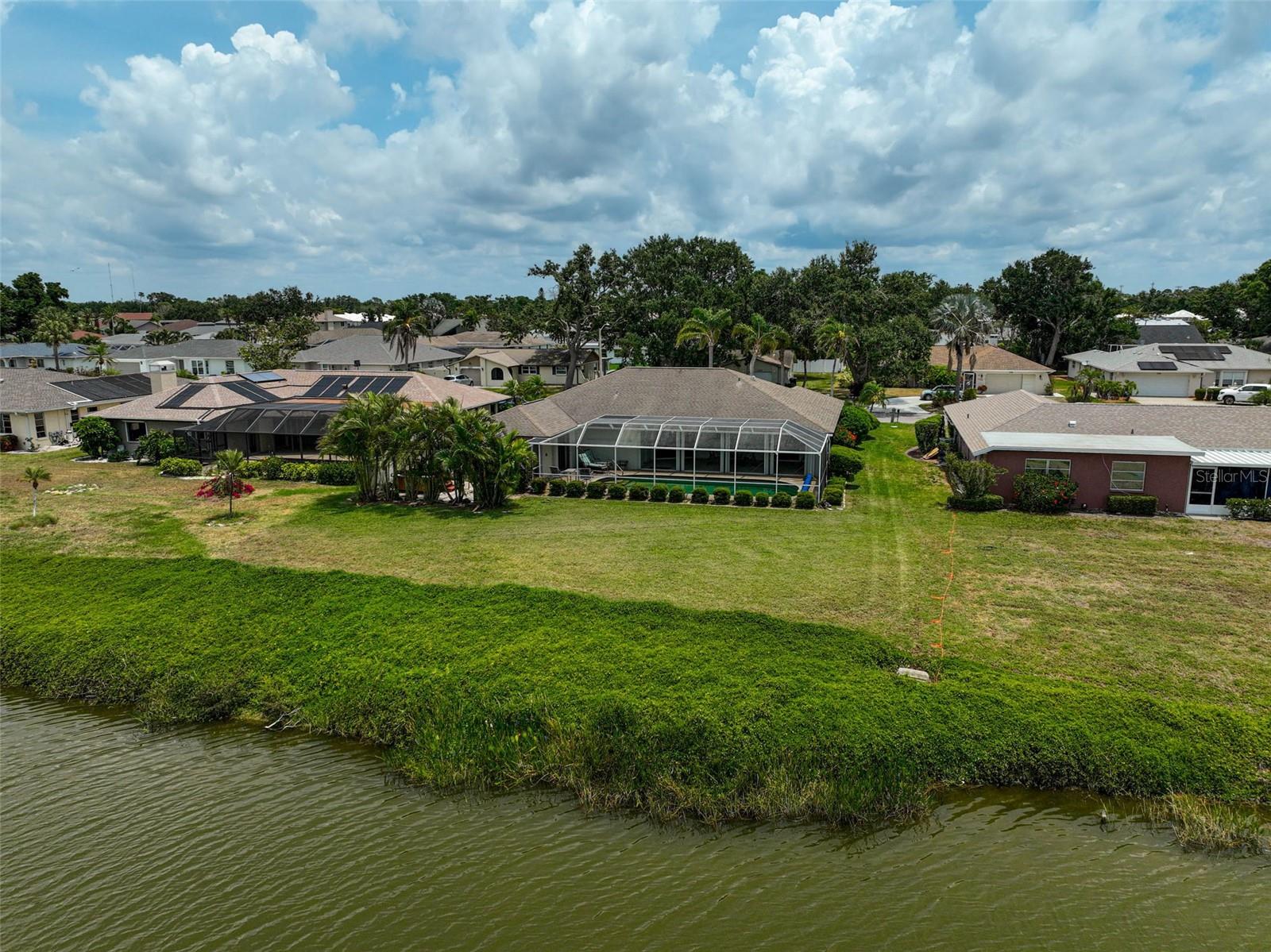 Image 40 of 52 For 1227 Waterside Lane