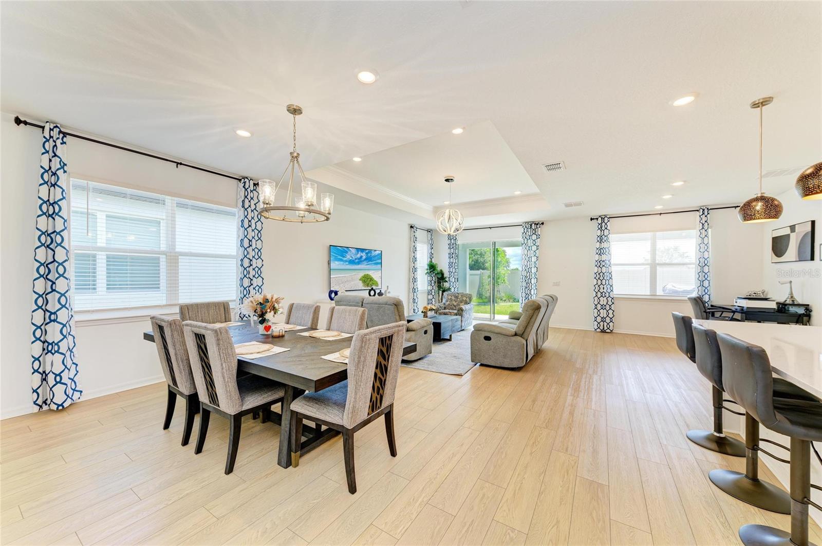 Image 6 of 43 For 2926 61st Drive E