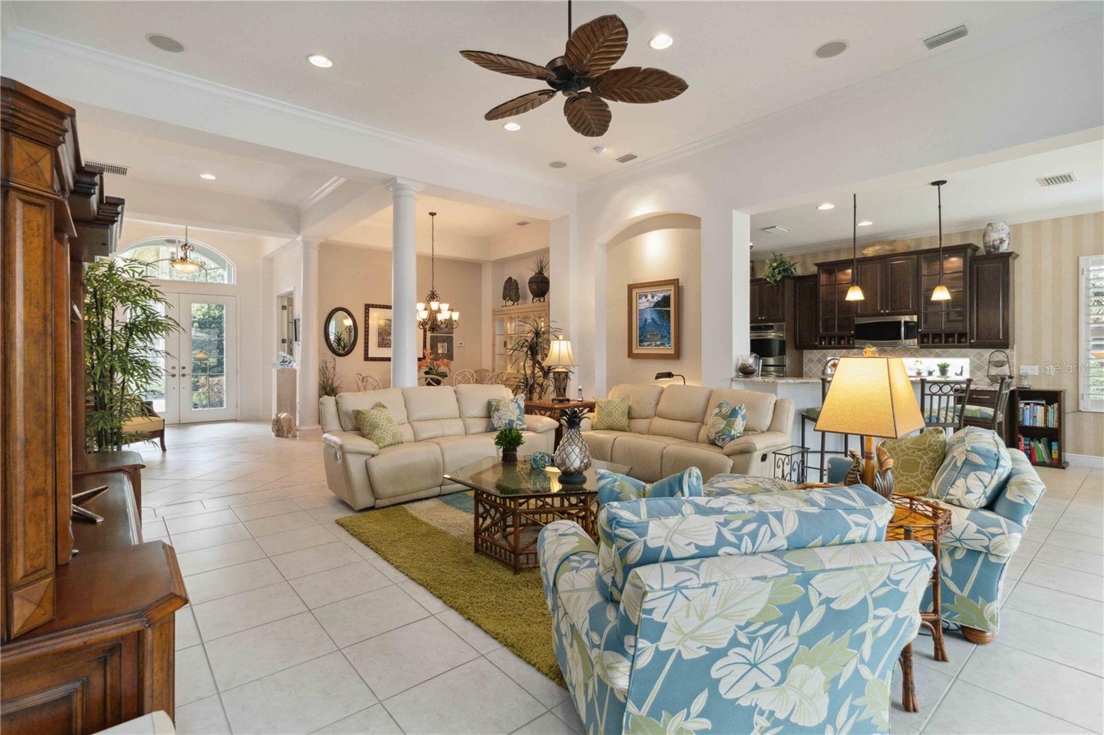 Image 11 of 49 For 12240 Thornhill Court