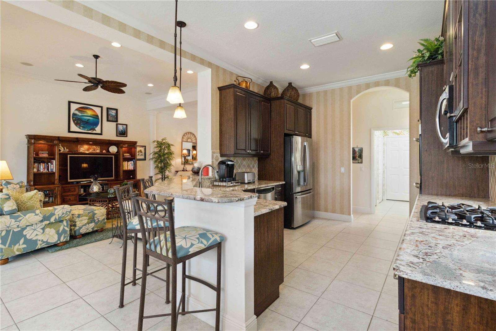 Image 13 of 49 For 12240 Thornhill Court