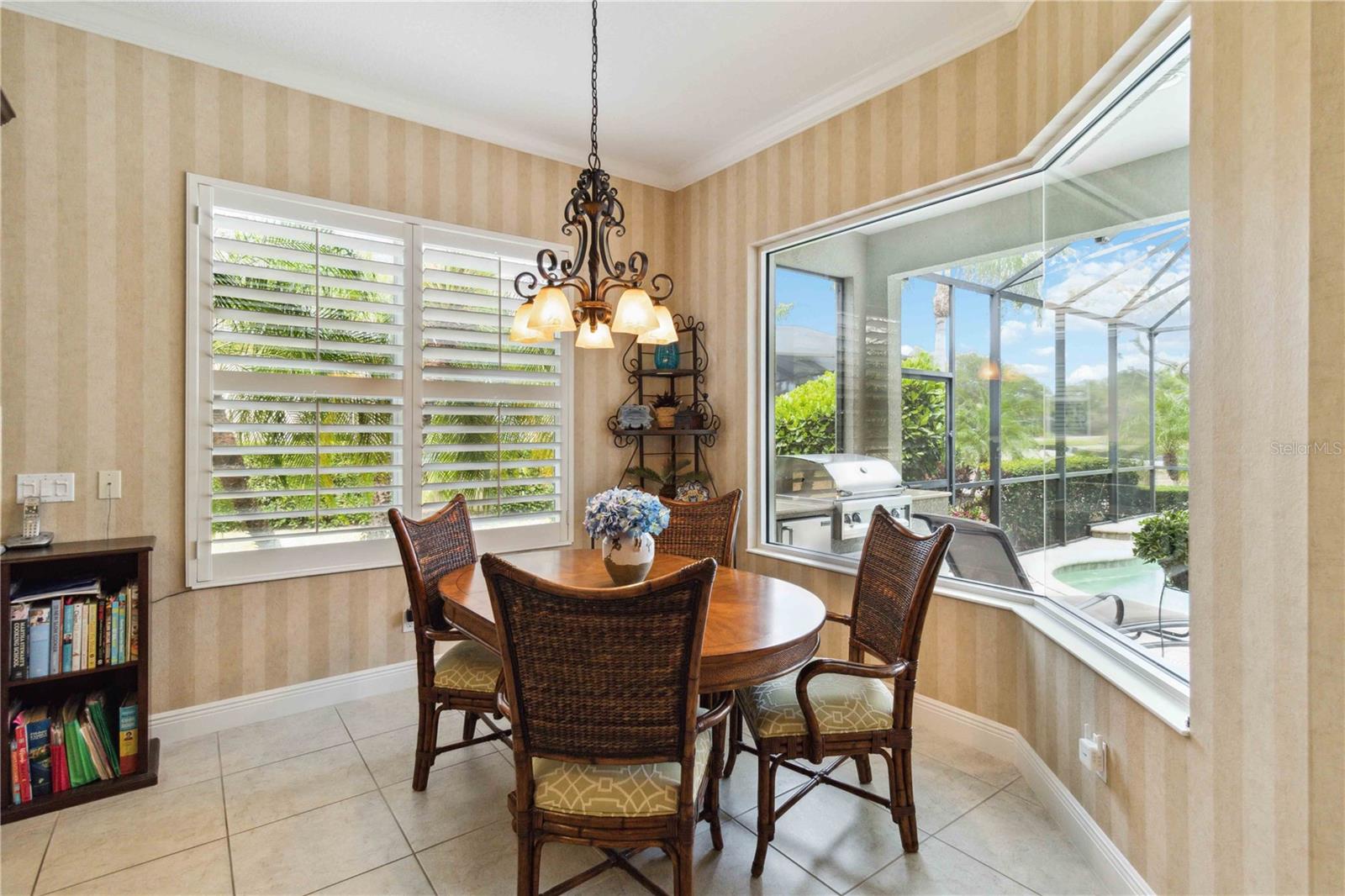 Image 22 of 49 For 12240 Thornhill Court