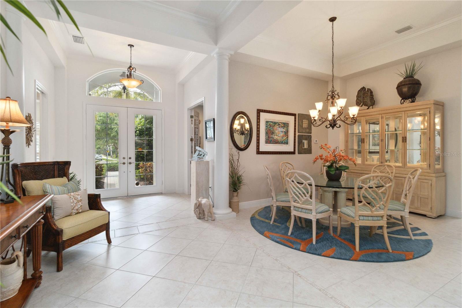 Image 6 of 49 For 12240 Thornhill Court