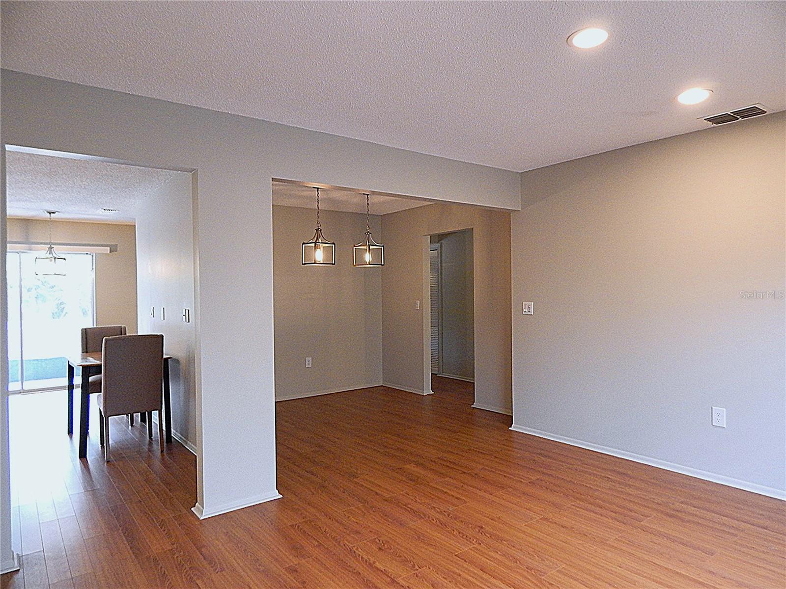 Image 10 of 47 For 7719 9th Avenue Drive Nw