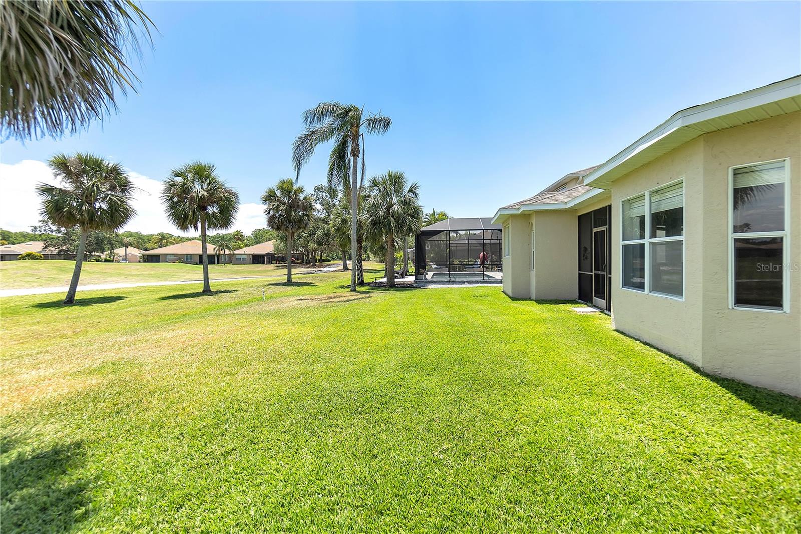 Image 3 of 42 For 315 Heritage Isles Way