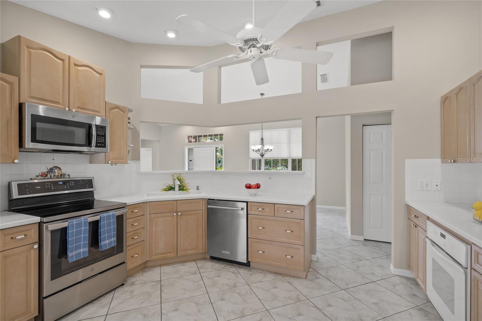 Image 10 of 26 For 6664 Deering Circle