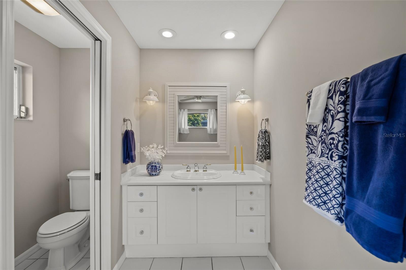 Image 15 of 26 For 6664 Deering Circle