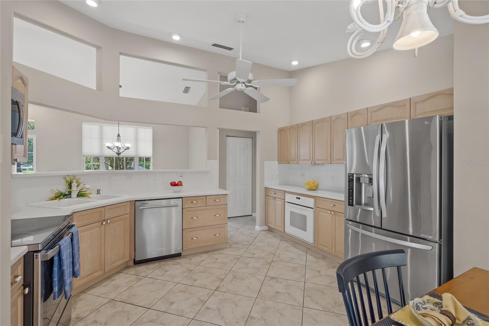Image 9 of 26 For 6664 Deering Circle