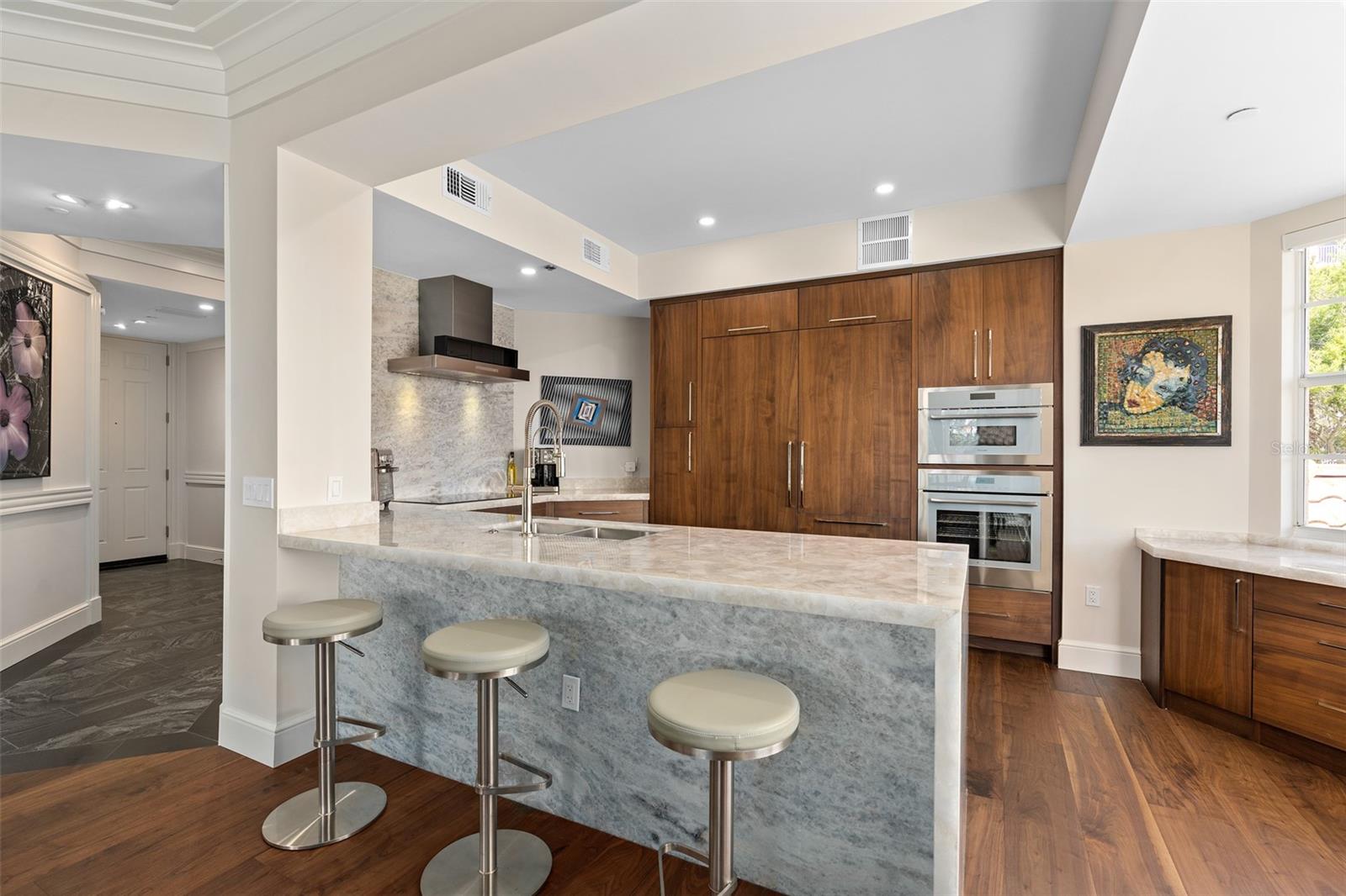 Image 13 of 63 For 5531 Cannes Cir  201