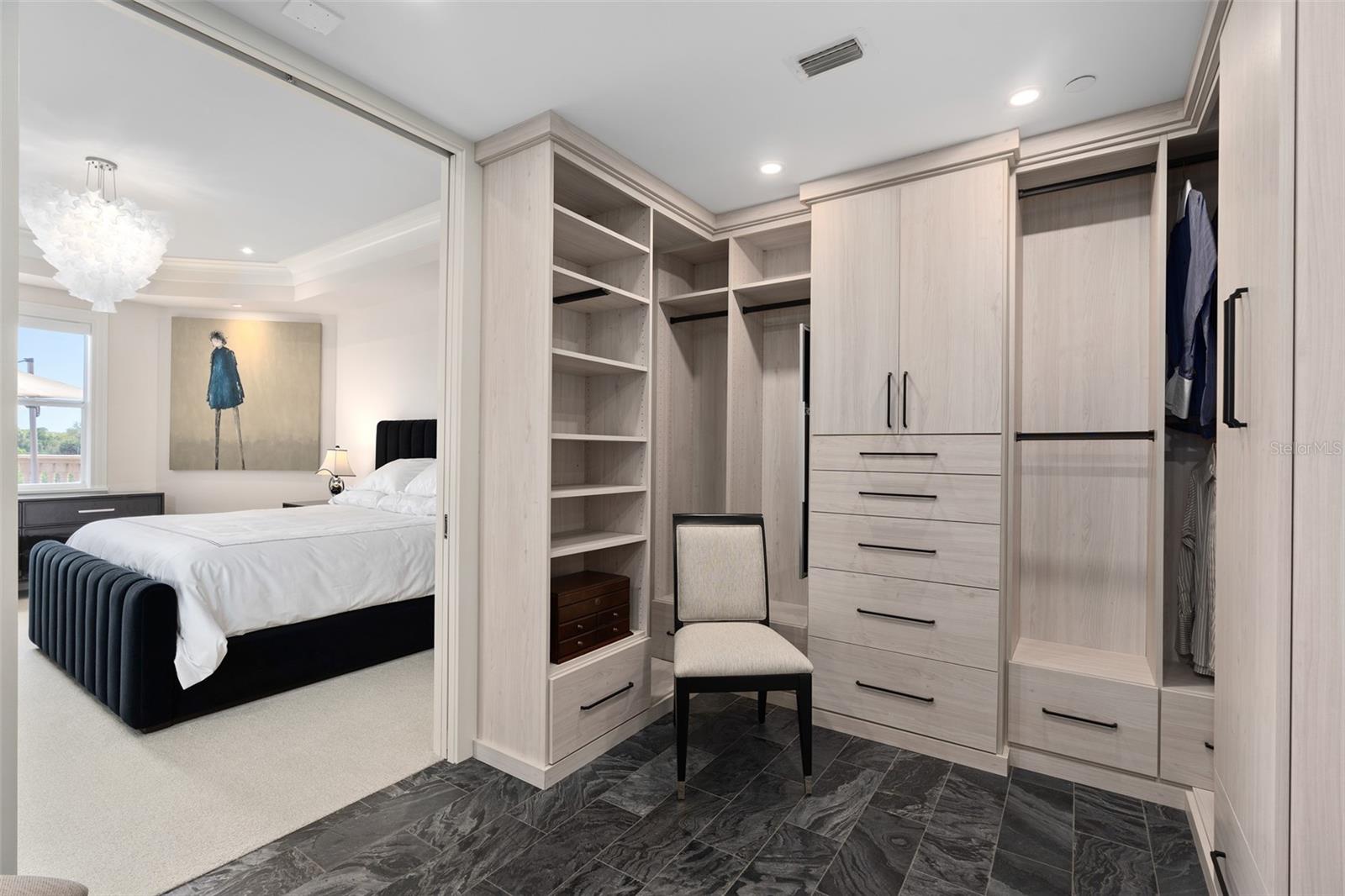 Image 22 of 63 For 5531 Cannes Cir  201