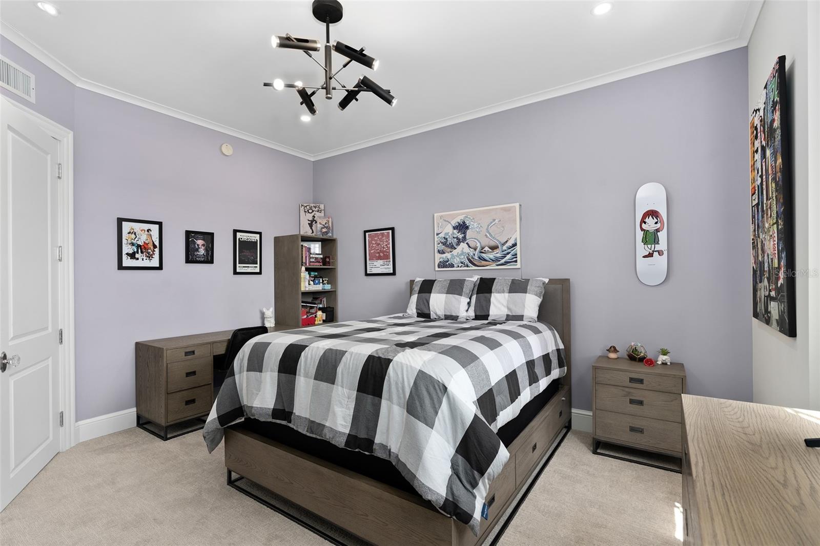 Image 29 of 63 For 5531 Cannes Cir  201