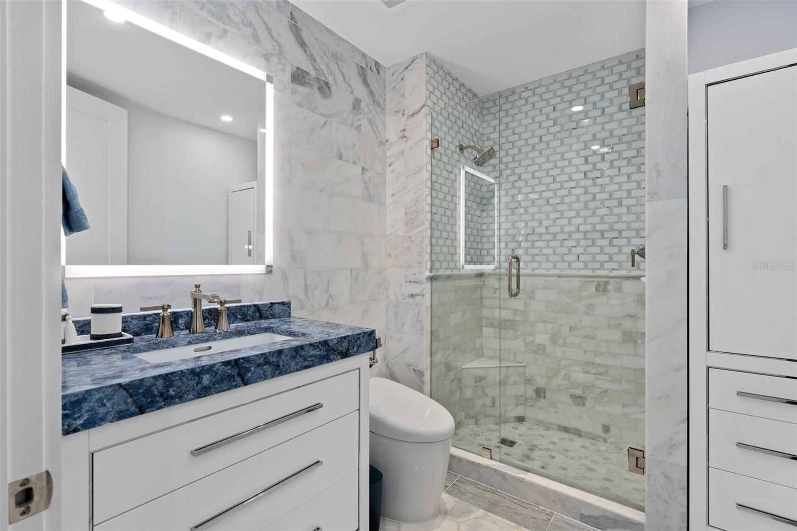 Image 30 of 63 For 5531 Cannes Cir  201