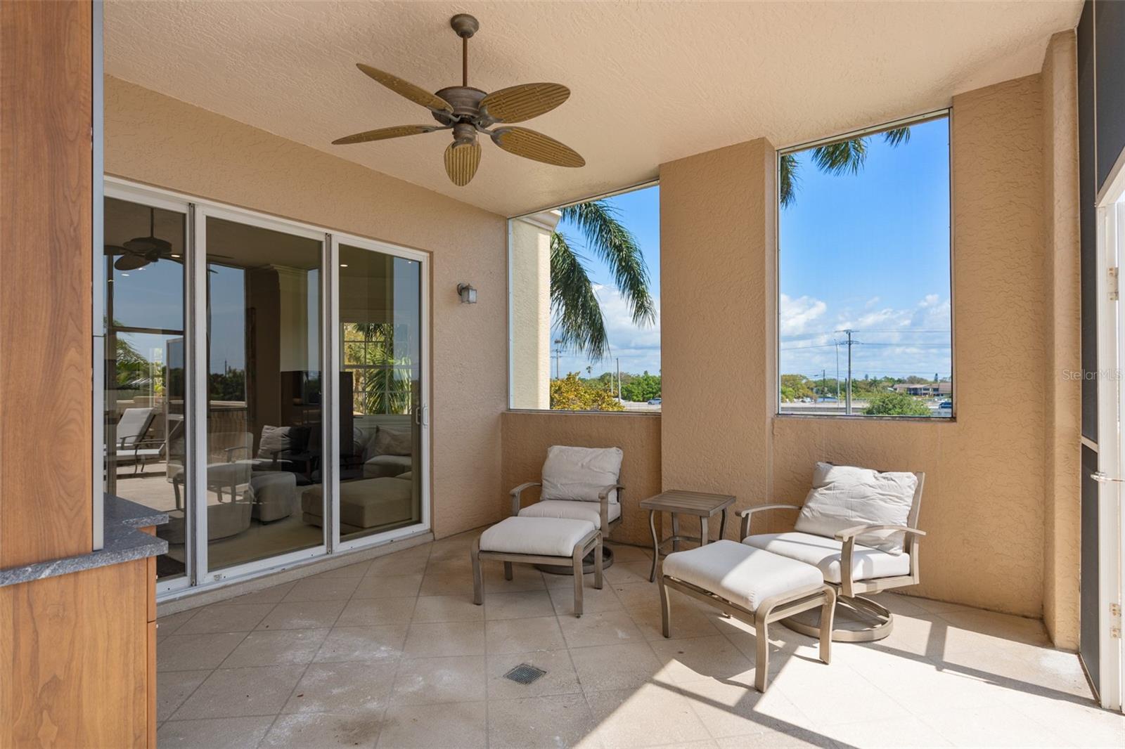 Image 37 of 63 For 5531 Cannes Cir  201