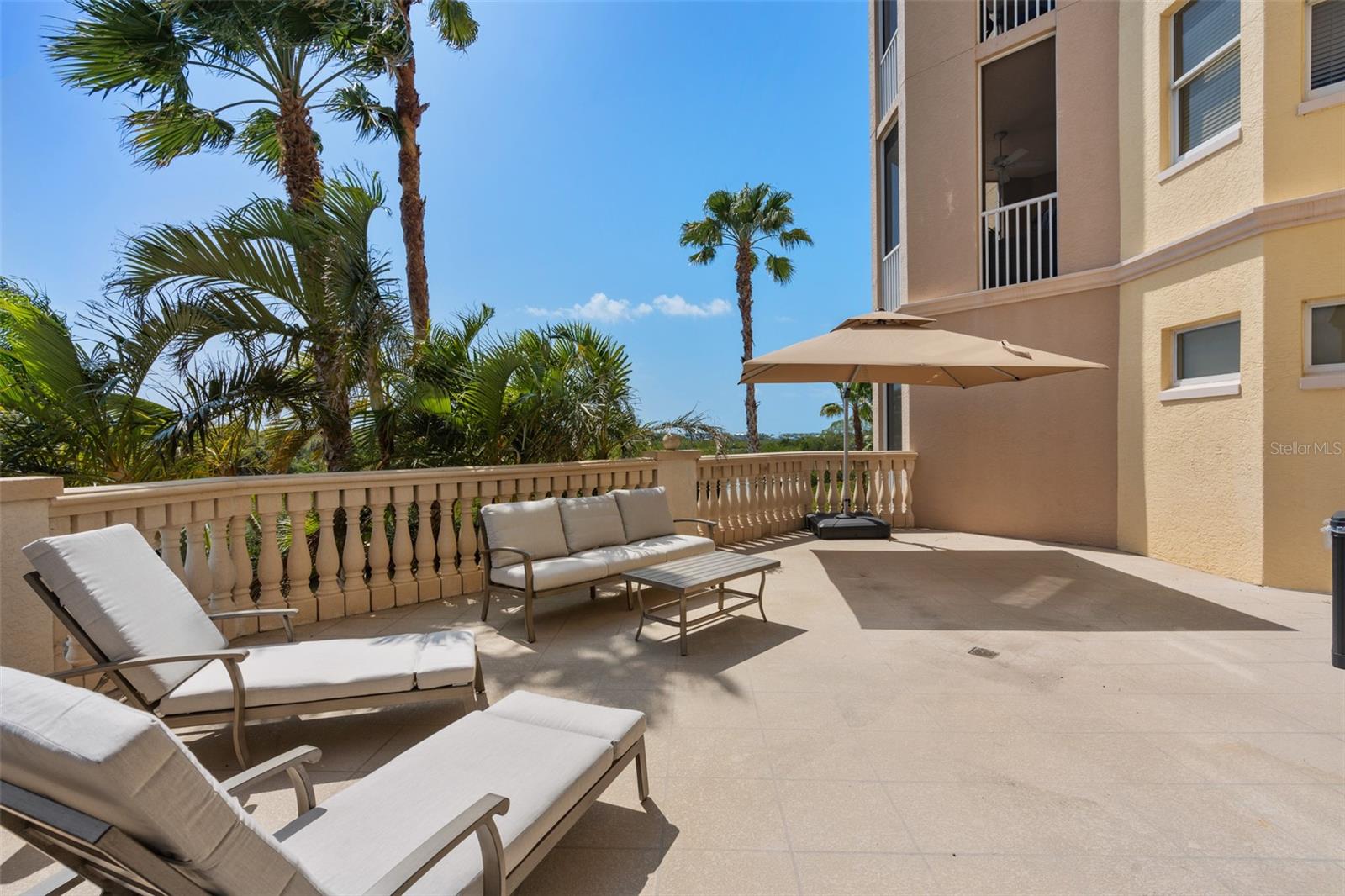 Image 38 of 63 For 5531 Cannes Cir  201