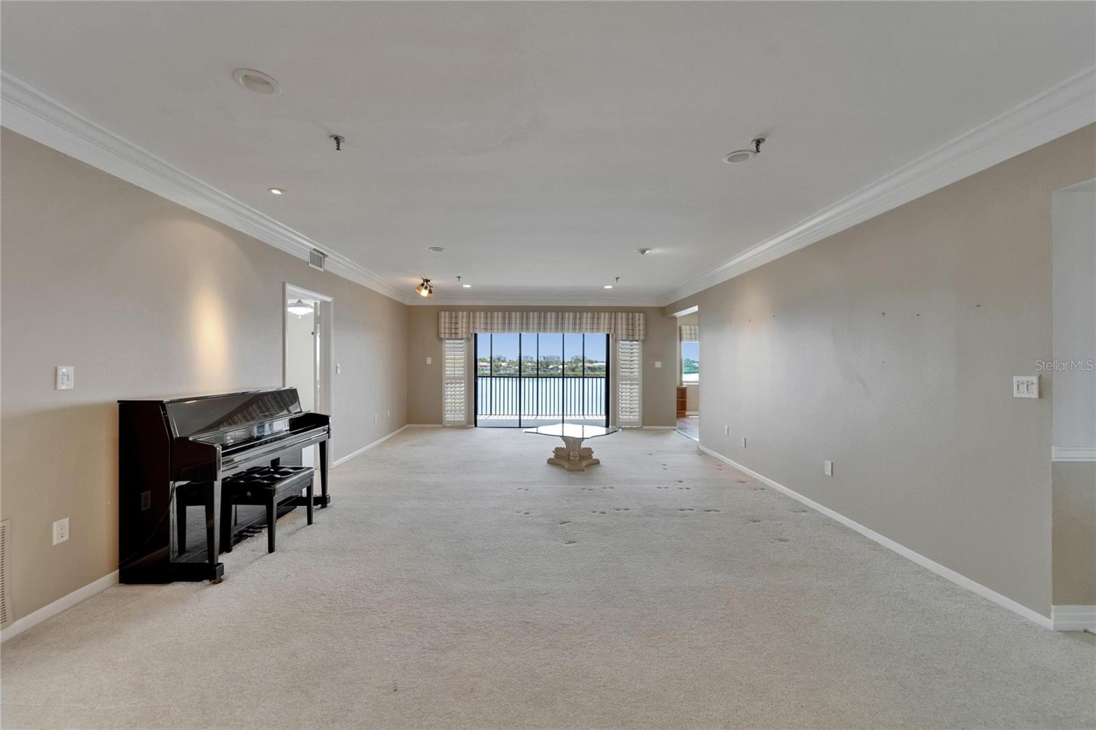 Image 10 of 81 For 3540 Gulf Of Mexico Drive 303