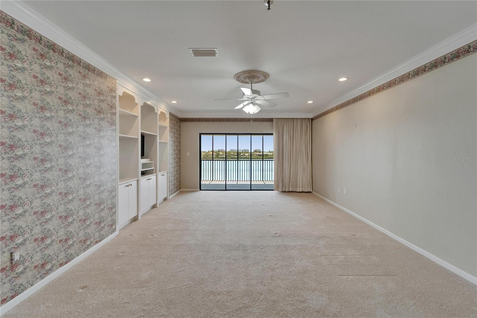 Image 33 of 81 For 3540 Gulf Of Mexico Drive 303