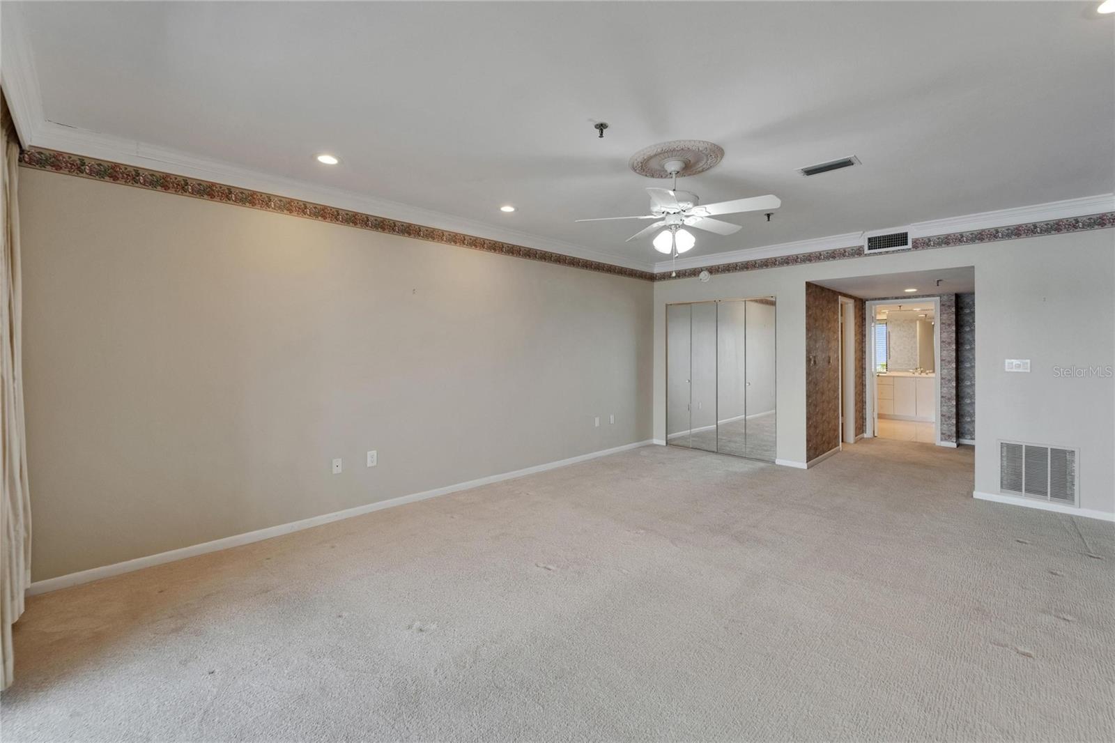 Image 36 of 81 For 3540 Gulf Of Mexico Drive 303