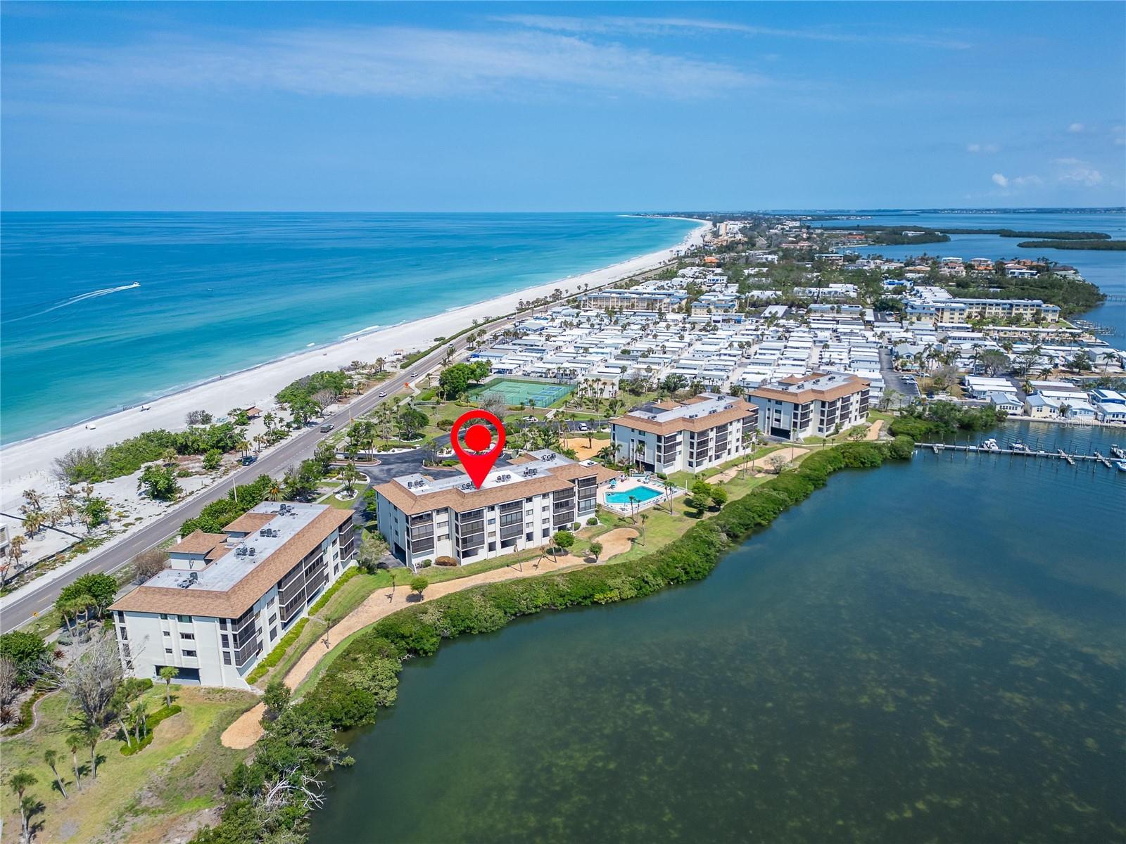Image 68 of 81 For 3540 Gulf Of Mexico Drive 303
