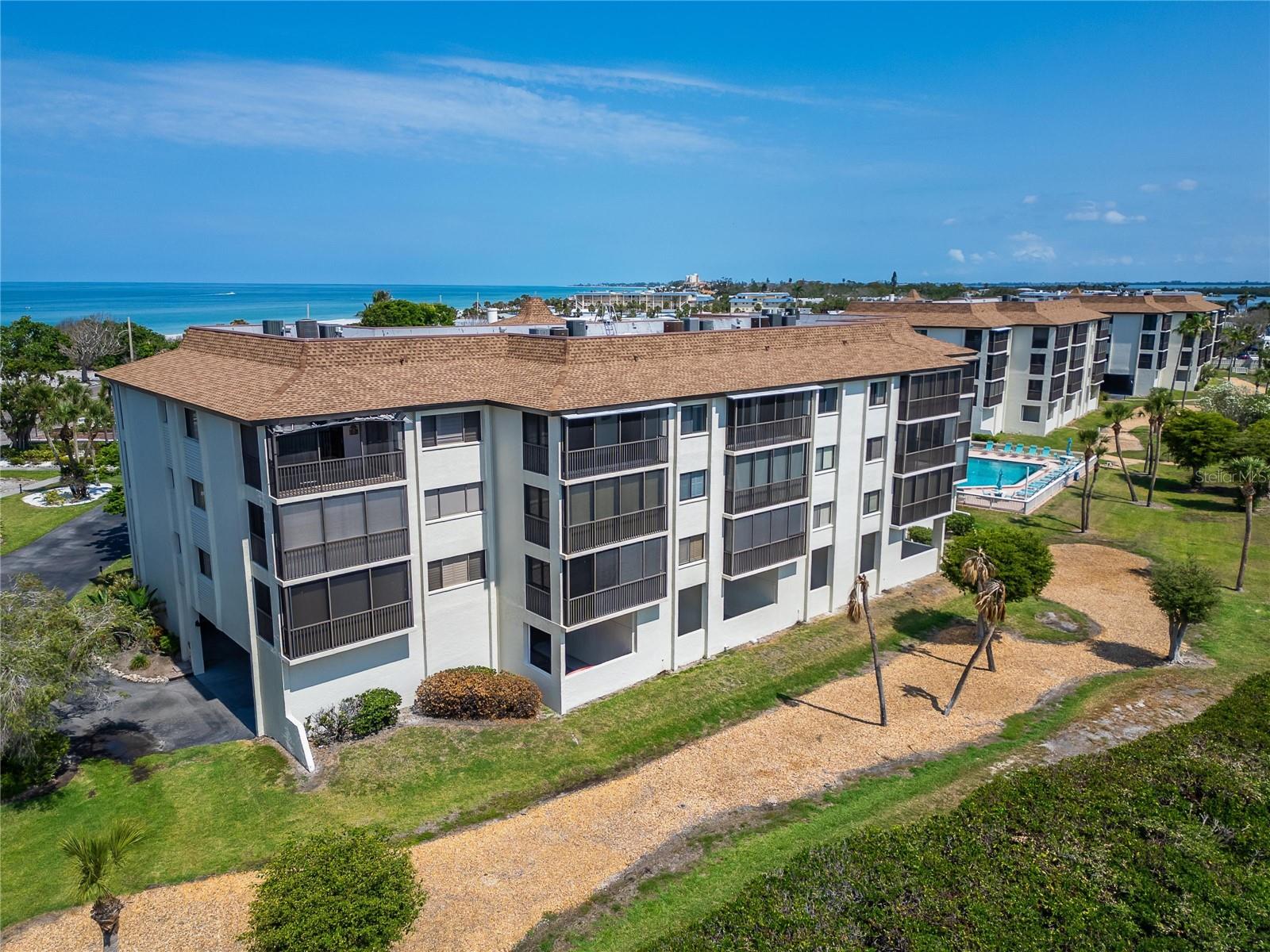 Image 71 of 81 For 3540 Gulf Of Mexico Drive 303