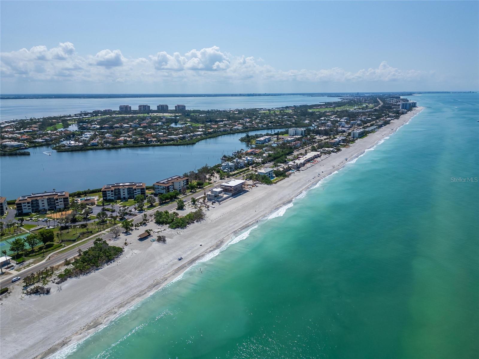 Image 80 of 81 For 3540 Gulf Of Mexico Drive 303