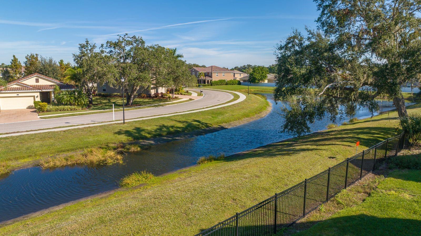 Image 24 of 26 For 5681 Bidwell Parkway 102