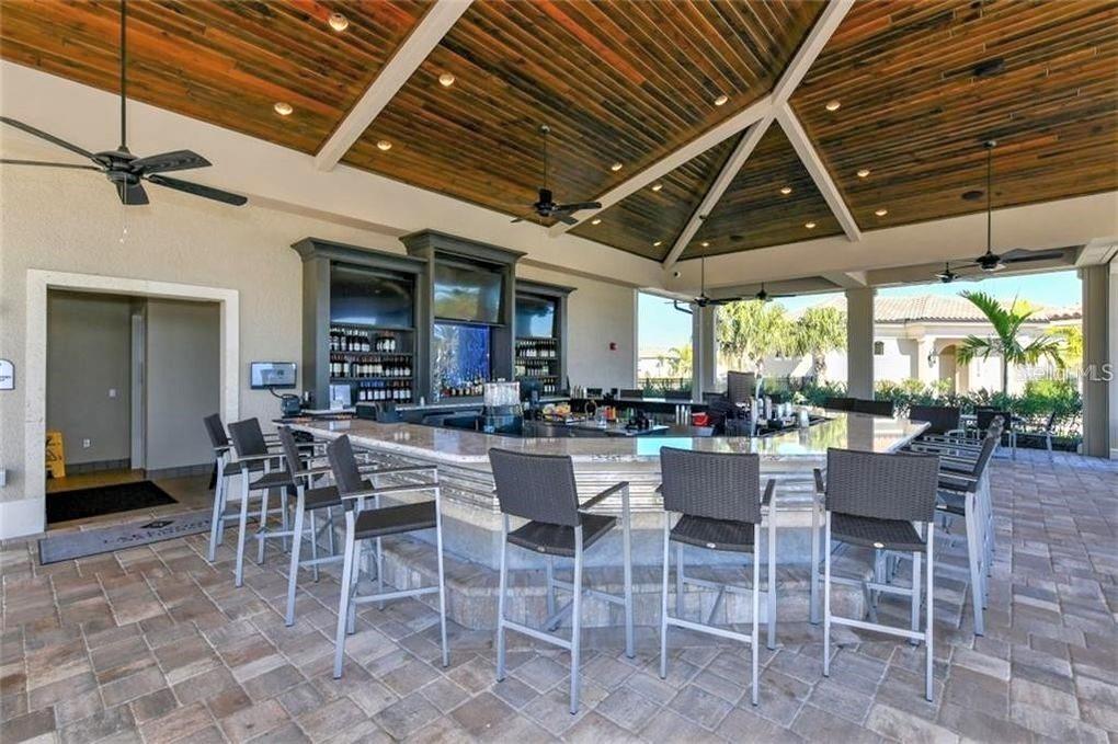 Image 35 of 73 For 18113 Gawthrop Drive  101