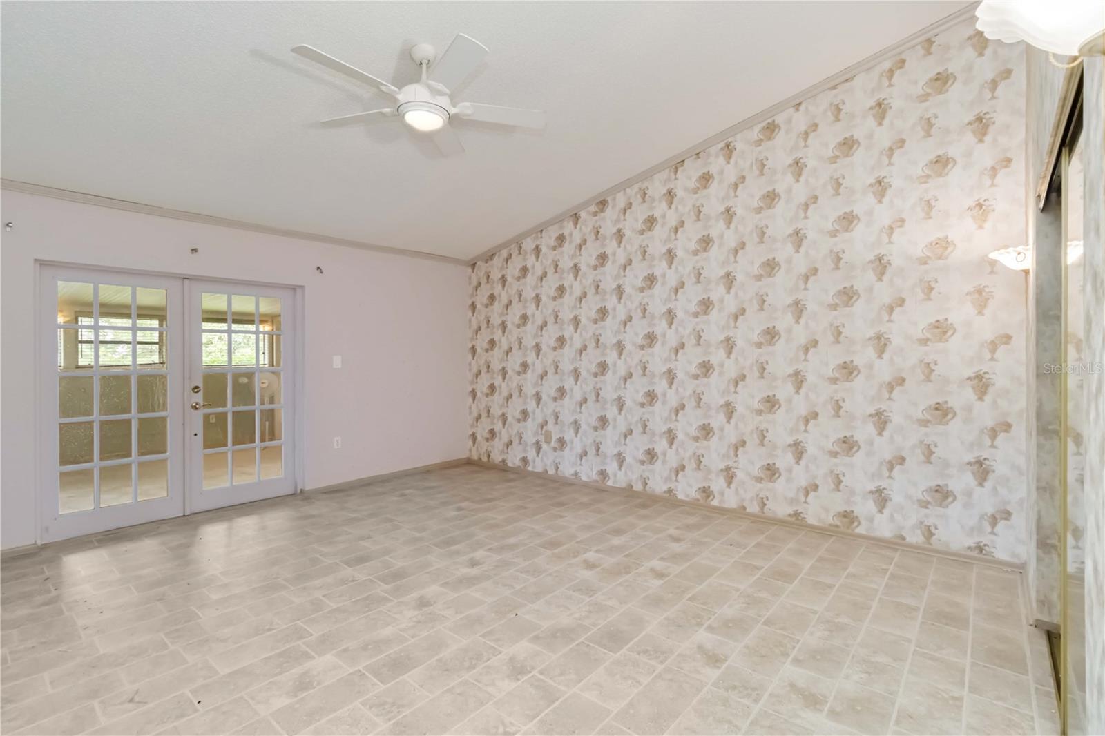 Image 16 of 29 For 6203 Courtside Drive 21