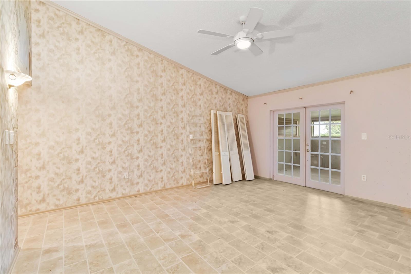 Image 17 of 29 For 6203 Courtside Drive 21