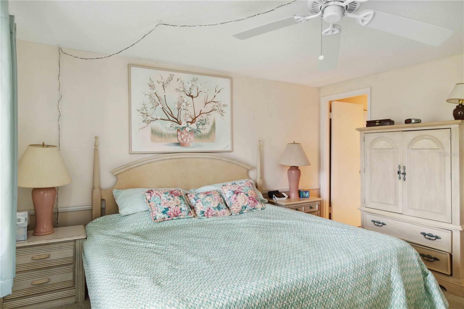 Image 15 of 30 For 577 Circlewood Drive X7