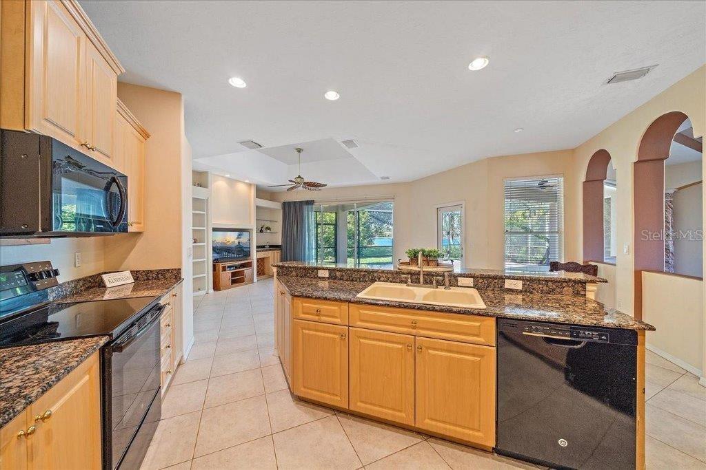 Image 11 of 51 For 4978 Cedar Oak Way