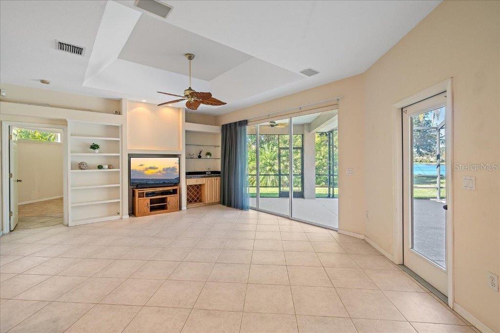 Image 17 of 51 For 4978 Cedar Oak Way