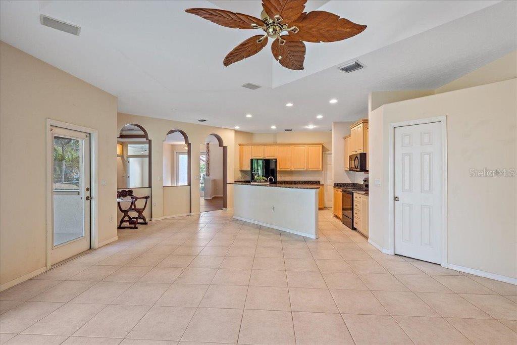 Image 19 of 51 For 4978 Cedar Oak Way